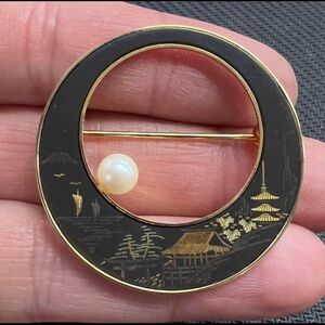 Vintage Amita Japanese Damascene Brooch Open Circle Scenic Pearl Black Gold Tone